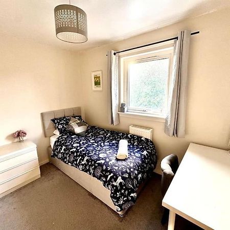 Three Bedroom House Edinburgh Buitenkant foto